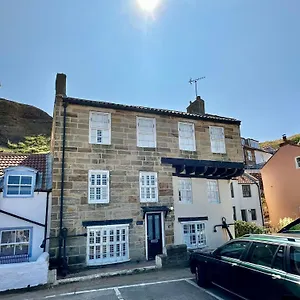 Harbourside , Staithes United Kingdom
